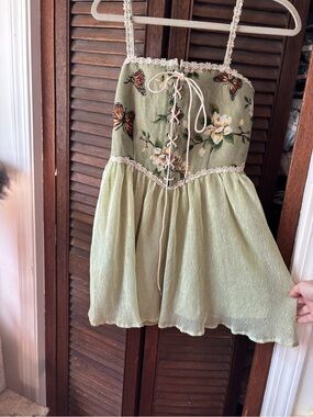 Green Cottagecore Lace-Up Sundress
